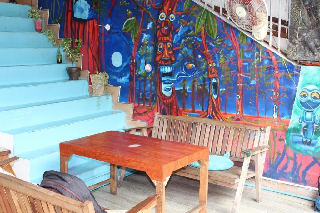The Twins Hostel Bangkok Exteriör bild